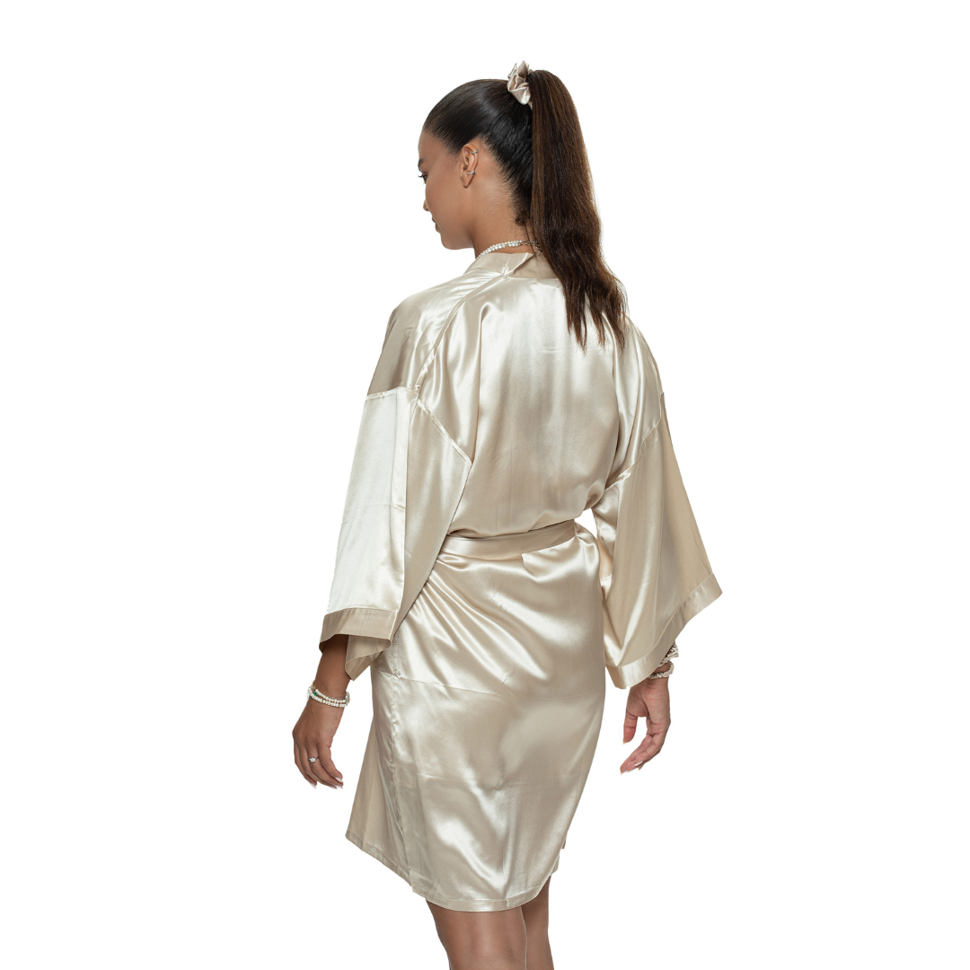 Mulberry Silk Robes for Women valittu